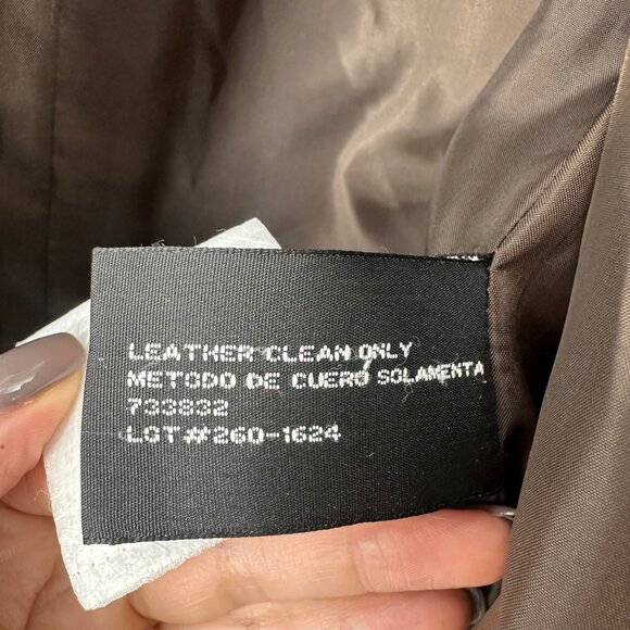 A.N.A Vintage Chocolate Brown Genuine Leather Button Front Mid Length Coat Sz M - Picture 7 of 7